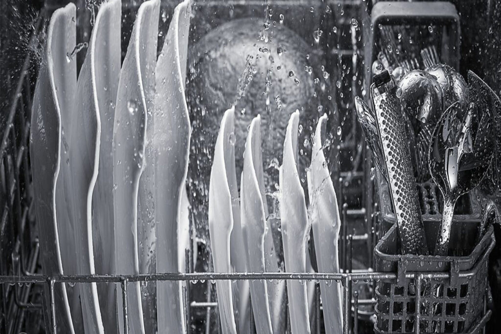 Reasons for dishes not drying in the dishwasher