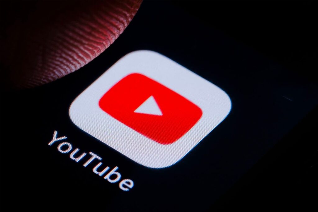 YouTube made a lot of money thanks to advertising and premium service