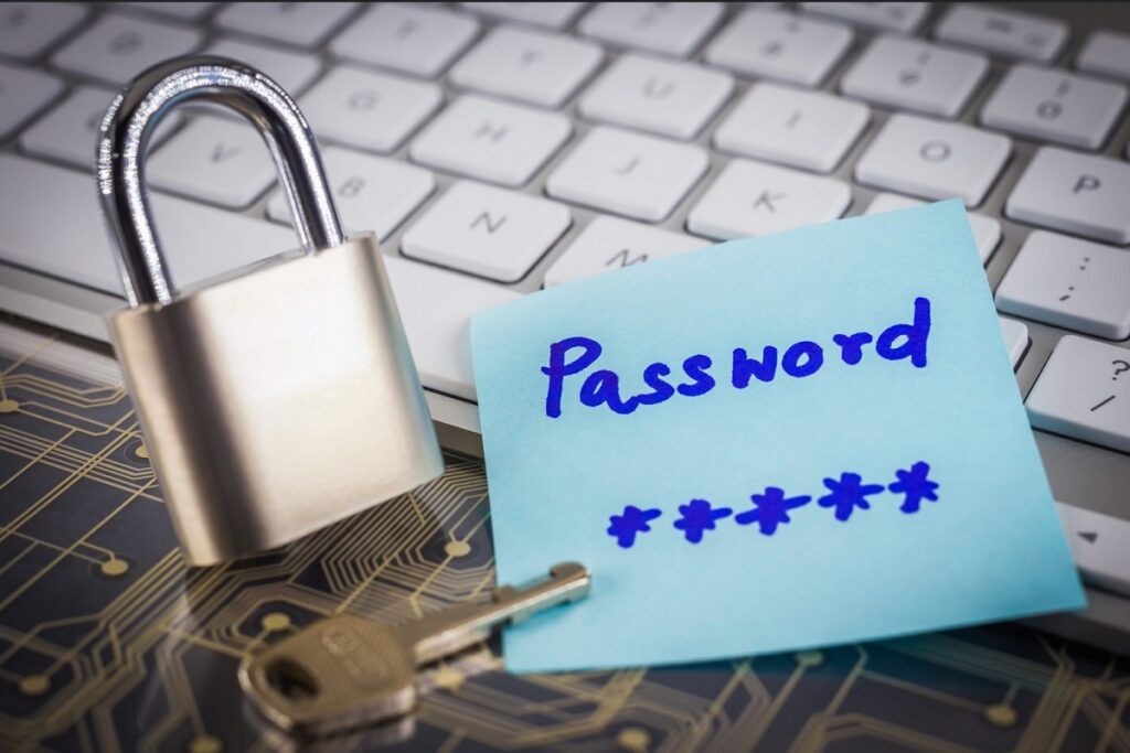 Disclosure of 100 million passwords on the Internet;  Change your password