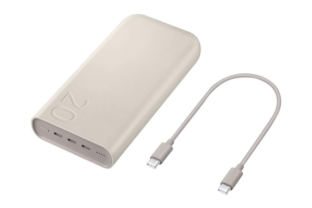 This Samsung power bank is for the Galaxy S24 Ultra phone